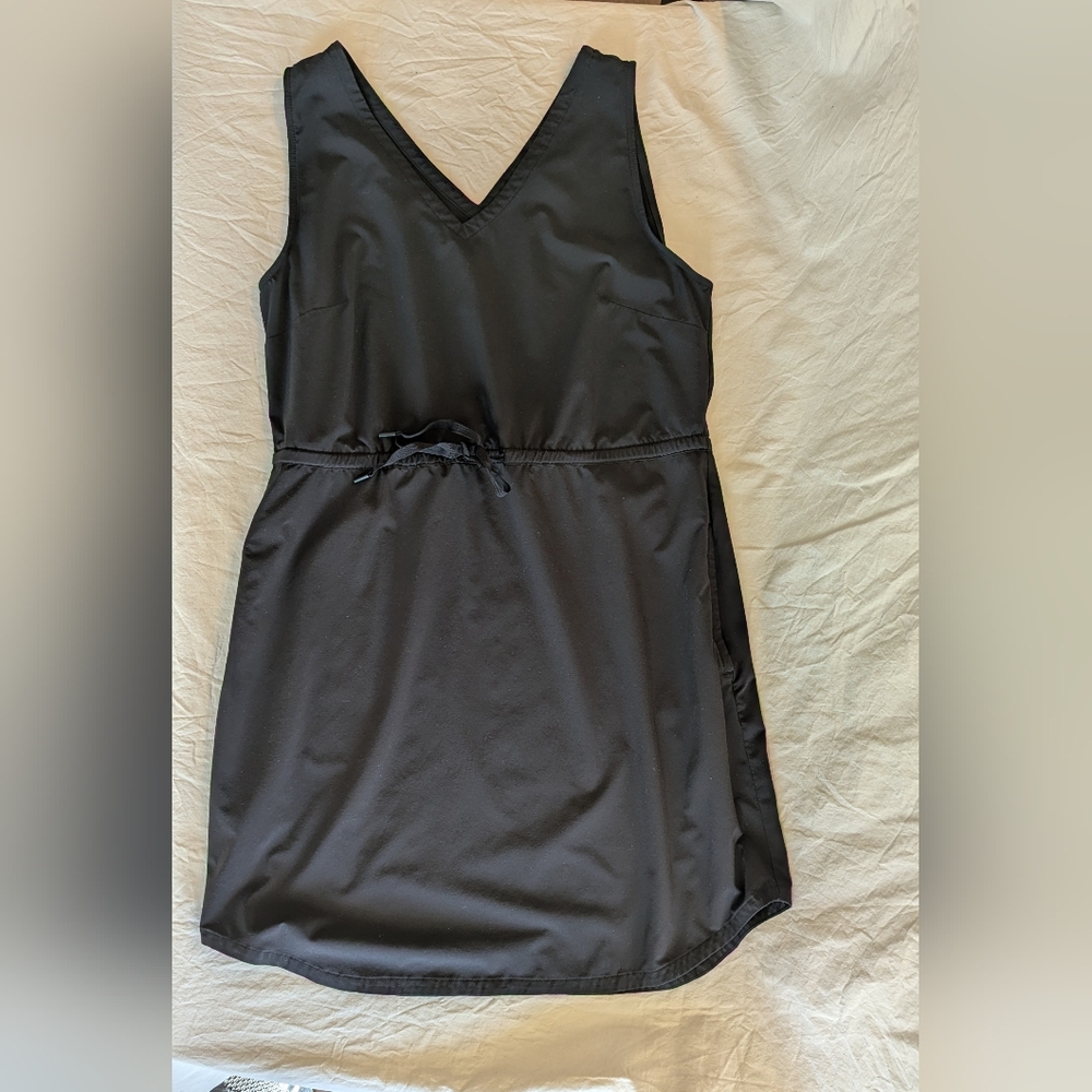 Eddie Bauer Navy Quick Dry, Outdoorsy Dress